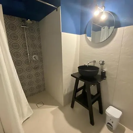 Luse 1 * Остуни